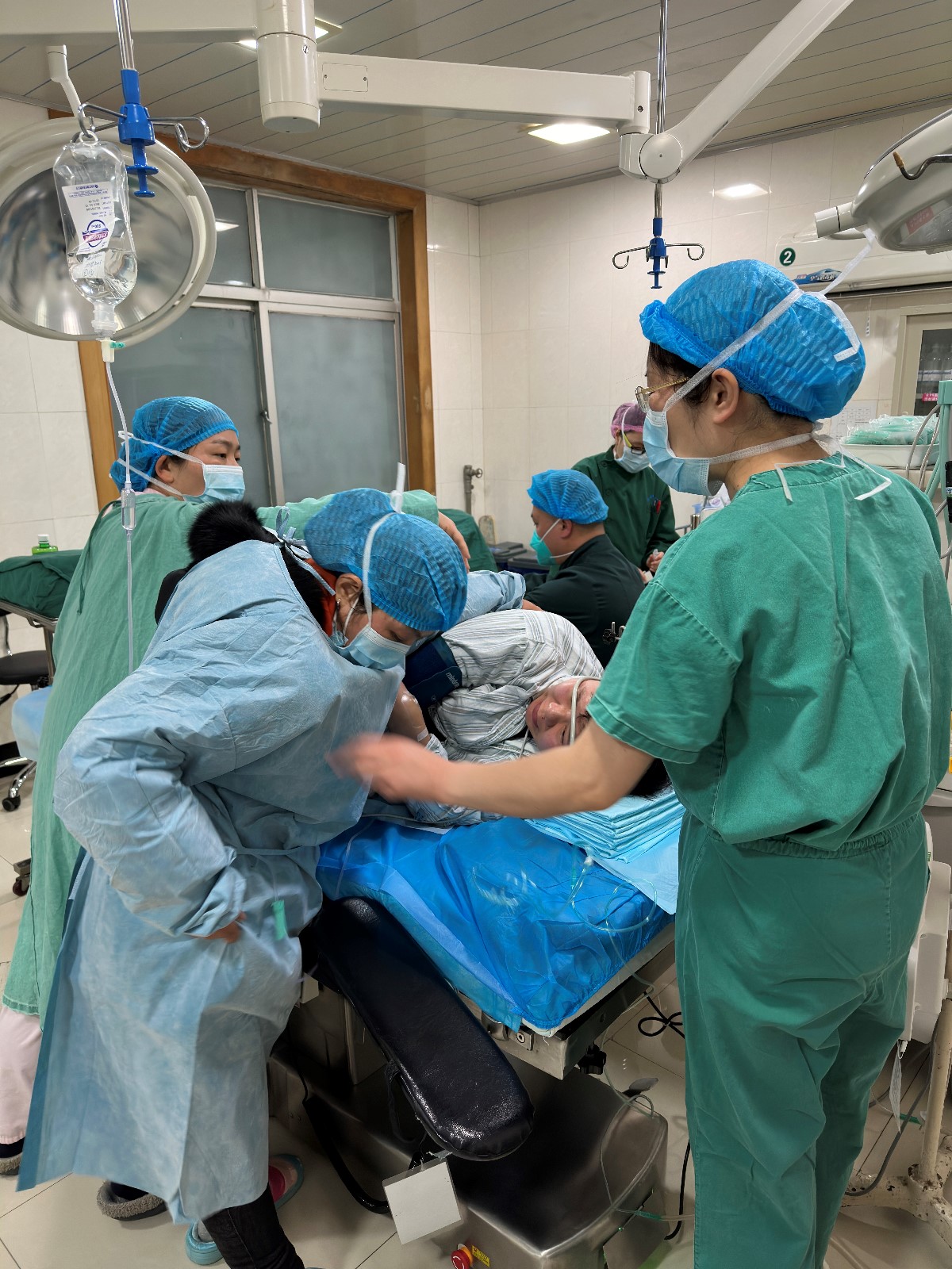 麻醉医术精  人文(wén)显真情